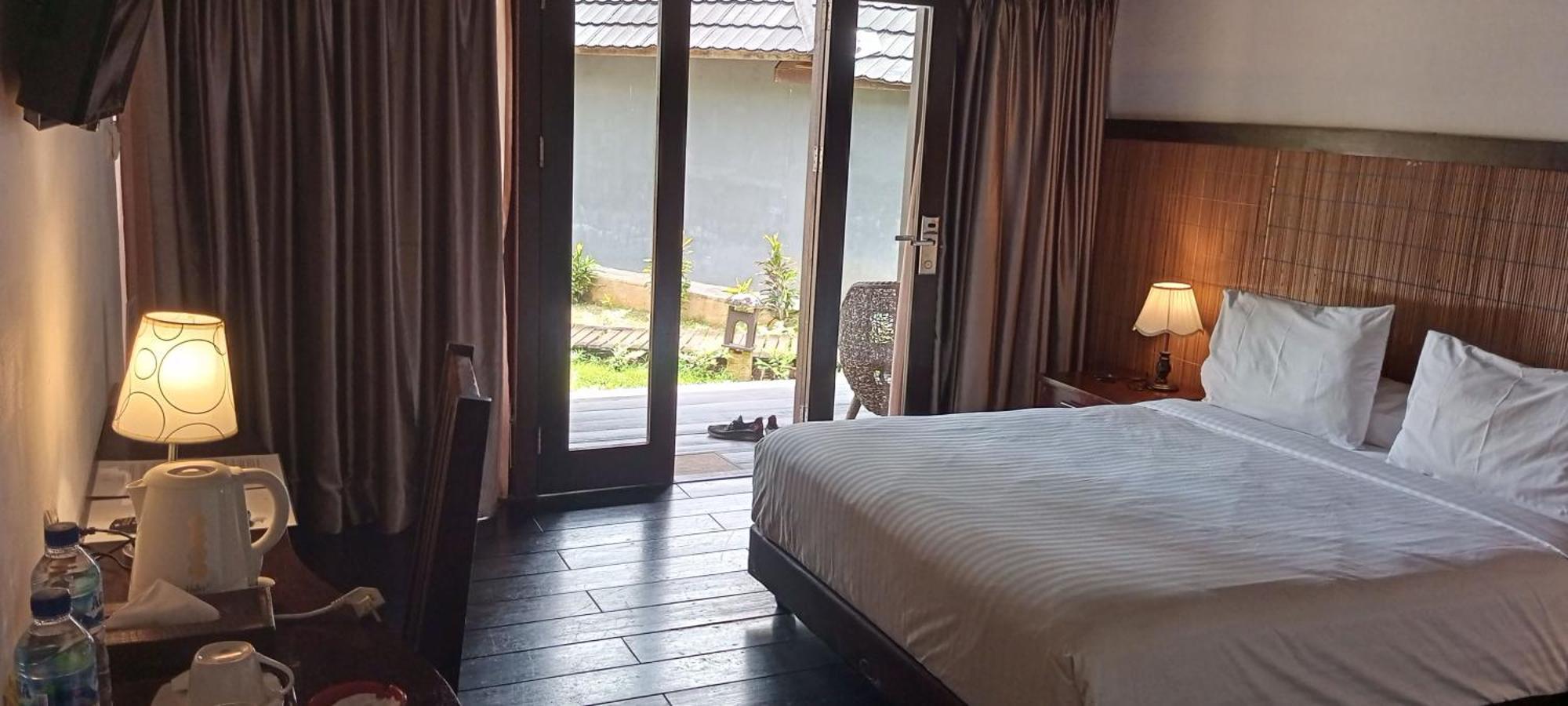 Kasuari Valley Beach Resort Sorong Luaran gambar